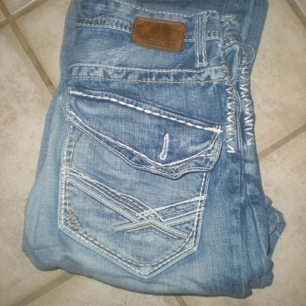 BKE Brand Jeans BUCKLE AIDEN Size 28 Thick Stitch